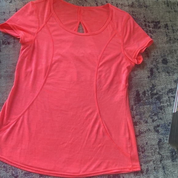 Layer 8 pink performance athletic shirt size‎ M - Picture 1 of 6